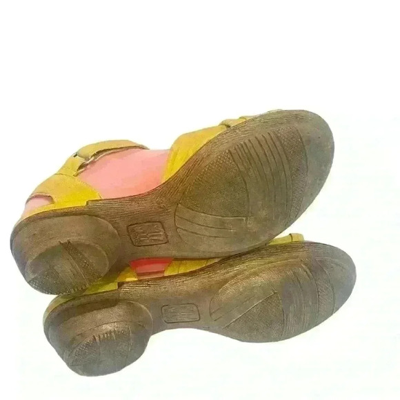 Miz Mooz Women’s Yellow Leather Heeled Sandals Collette With Strap SZ 37/ 6.5-7 - Picture 8 of 12